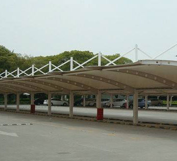汽車(chē)車(chē)棚